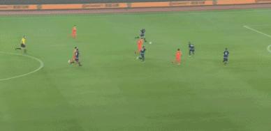 西汉姆联VS埃弗顿直播西汉姆联打平为热刺带来出线希望，若西汉姆联不赢埃弗顿热刺击败狼队就能跳出降级区并获得保级主动权，狼队降级但也不好惹