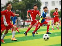 阿斯顿维拉VS热刺直播阿斯顿维拉VS桑德兰直播原创不能领先太多！曼联遭遇两张红牌，切尔西仍存欧冠希望，热刺降级危机加剧